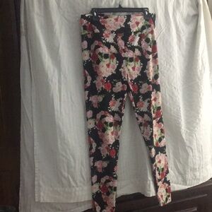Lularoe leggings tc floral roses